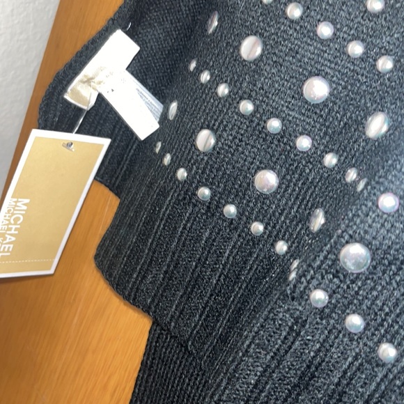 - New Michael Kors Dome Stud Muffler Scarf black / silver new with tag - Picture 7 of 7